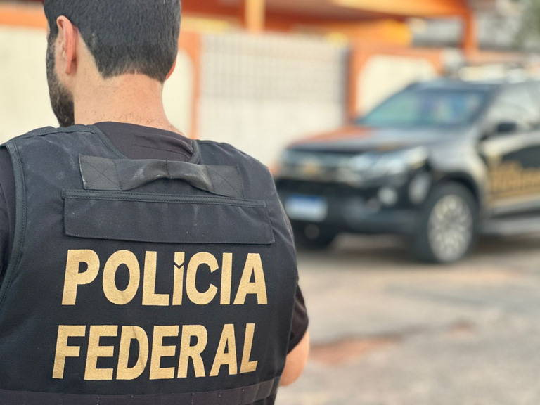 DINHEIRO FALSO - Polícia Federal prende homem em flagrante por uso de moeda adulterada em Guajará-Mirim (RO)